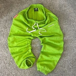 READY TO SHIP SuperFresh Sweatpants 🍏